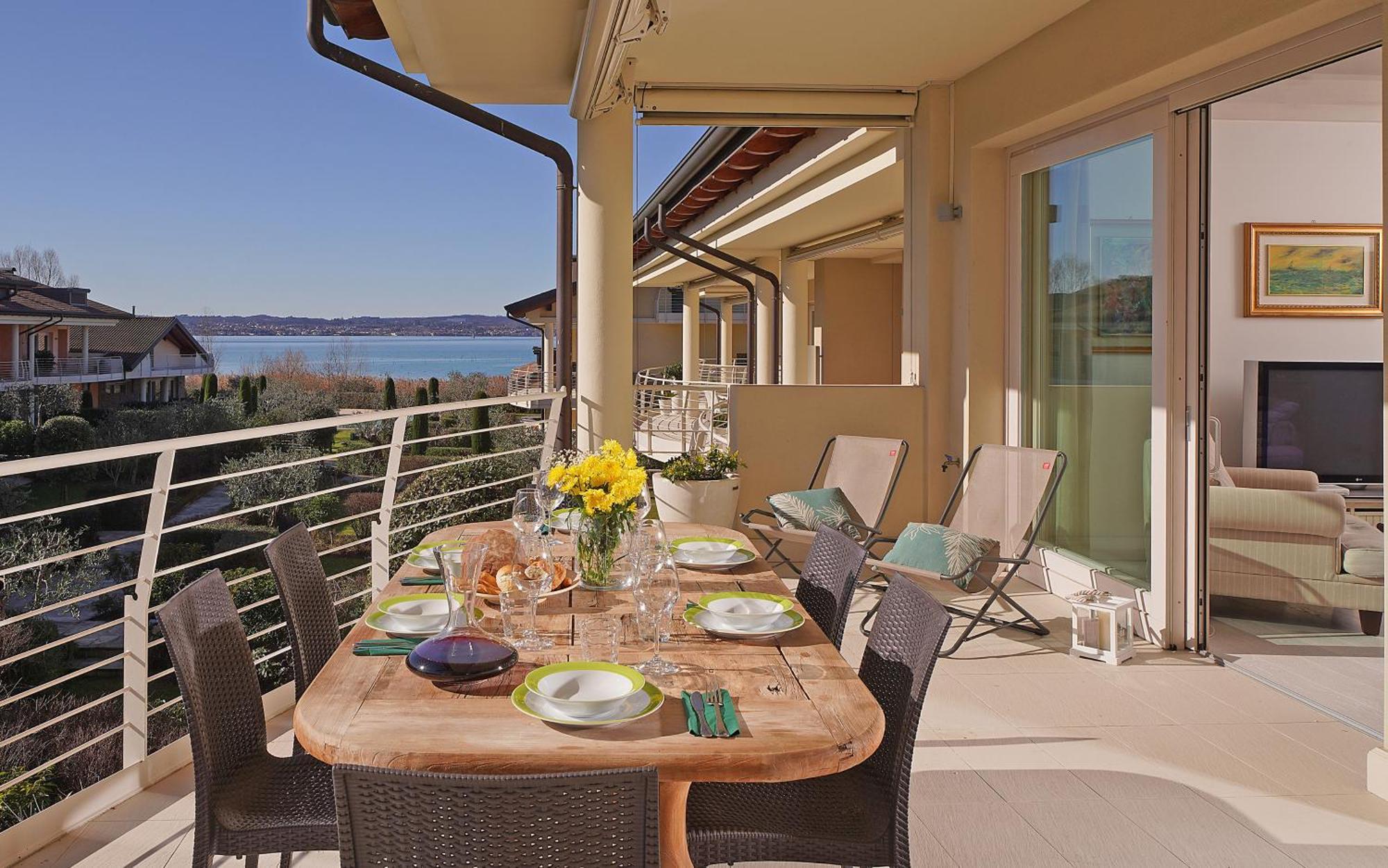Apartamento Gardagate - Residenza Caesar 'Benaco' Sirmione Exterior foto